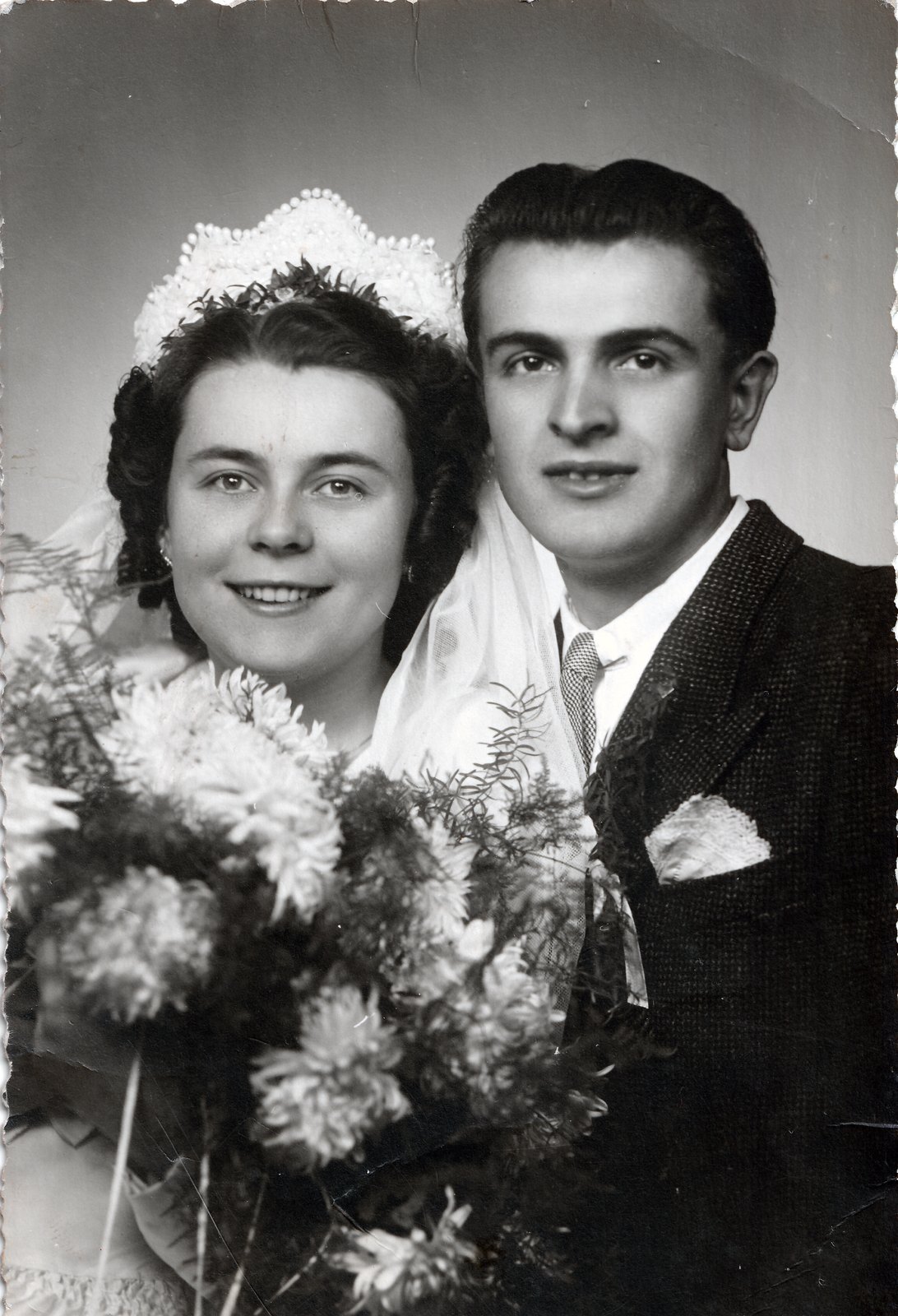 1949 Hart Václav s manželkou Ludmilou (Kroutlová) bratr Věry