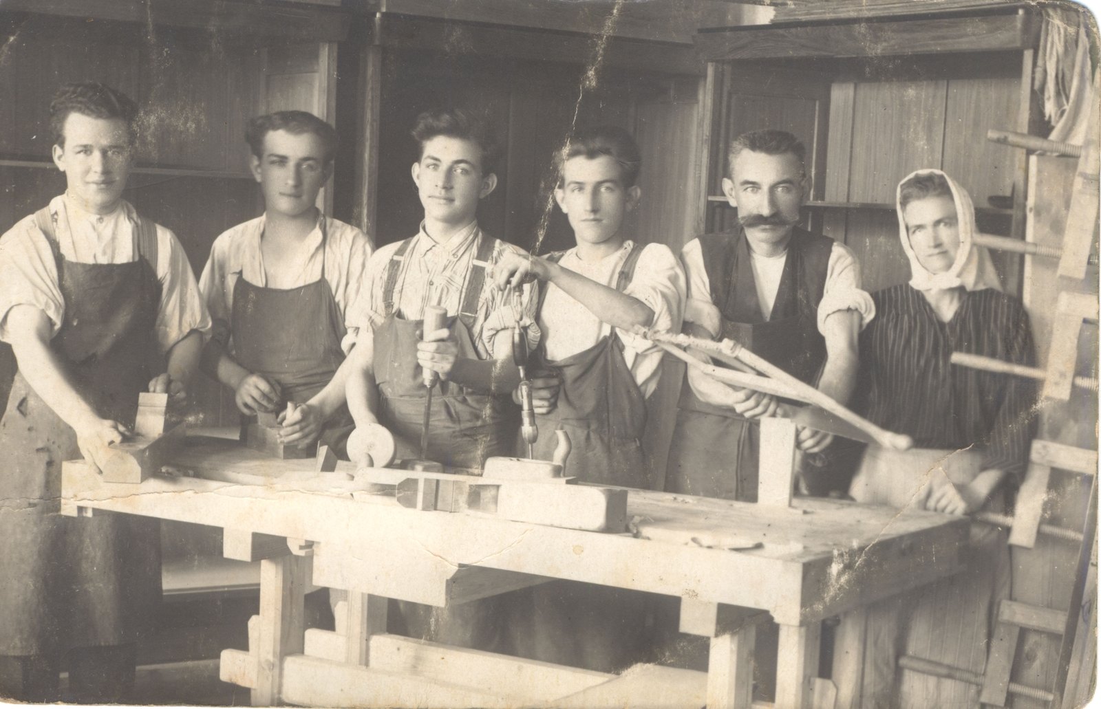 Kateřina a Jan Peškovi se syny 1930