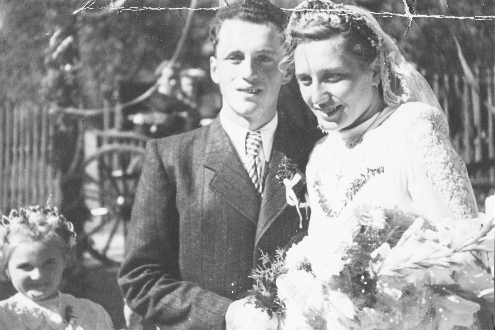 1944