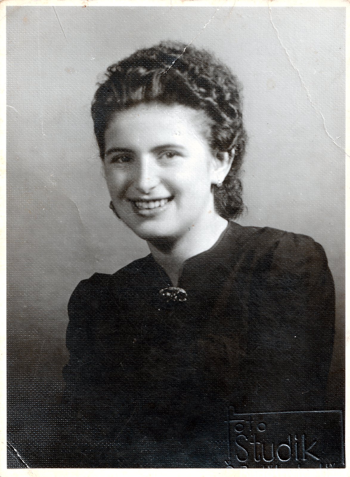 1947 Věra Vávrová (roz.Hartová) (2)